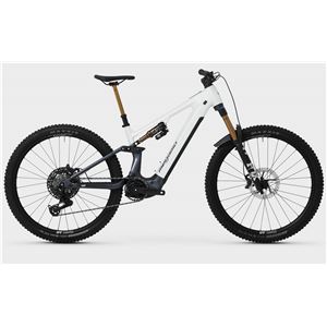 MEGAMO RYAL 03 AXS 2027 2