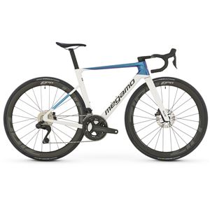 megamo-pulse-05-cw-2026-white-blue.jpg