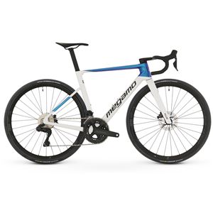megamo-pulse-05-2026-white-blue.jpg