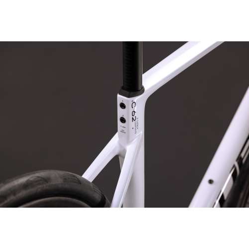 CUBE ATTAIN C:62 SLX 2027