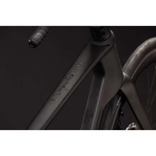 CUBE LITENING AERO C:68X RACE 2027
