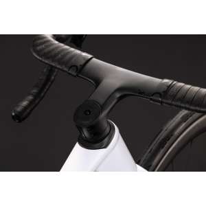 cube-litening-aero-c68x-pro-2027-chalky-black.png 2