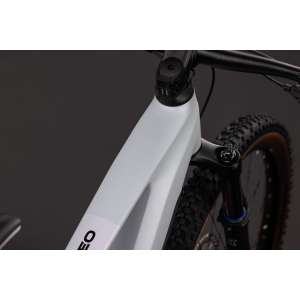 CUBE STEREO HYBRID ONE22... 2