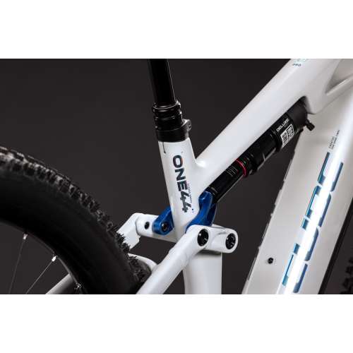 CUBE STEREO HYBRID ONE44 HPC PRO 800...