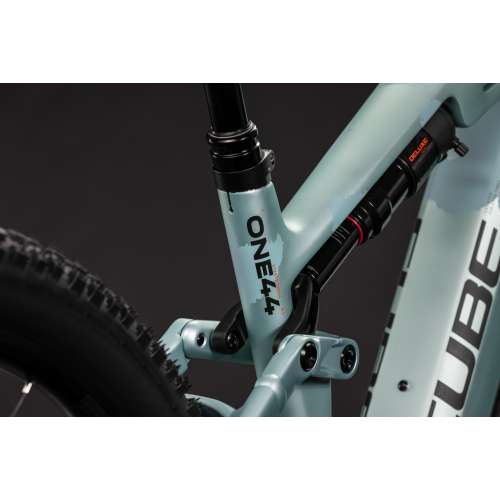CUBE STEREO HYBRID ONE44 HPC PRO 800...