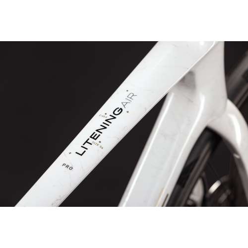 CUBE LITENING AIR C:68X PRO 2027