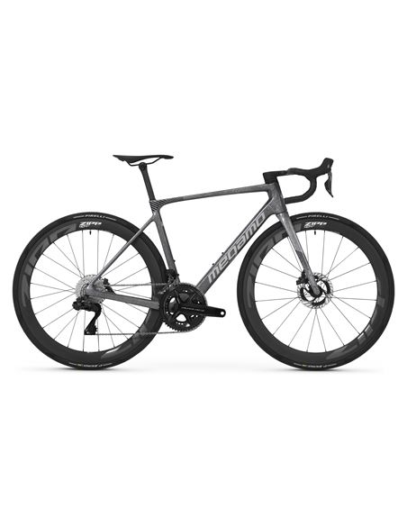 megamo-raise-03-cw-2027-black-ice.jpg