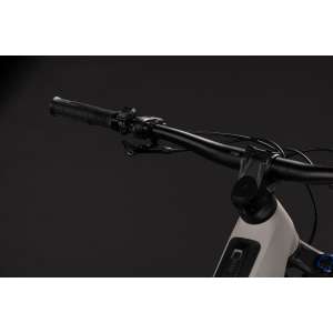 CUBE STEREO HYBRID ONE77... 2