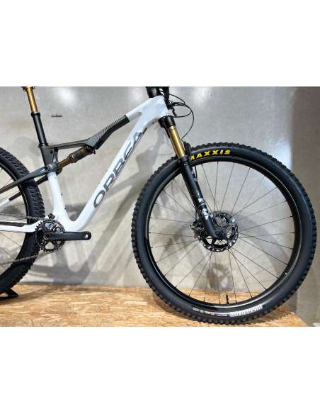 ORBEA OIZ M-TEAM 2023 BRANCO PRETO SEGUNDA MÃO
