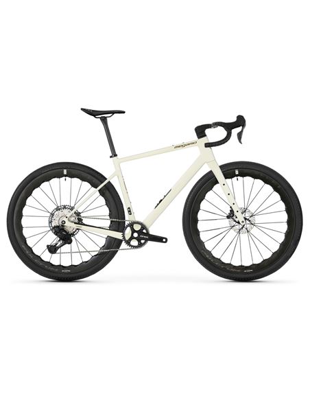 MEGAMO WEST 03 2026