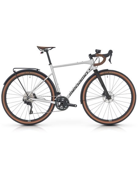 MEGAMO JAKAR 30 EQUIPADO 2025