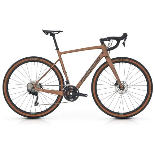 MEGAMO WEST 15 2025